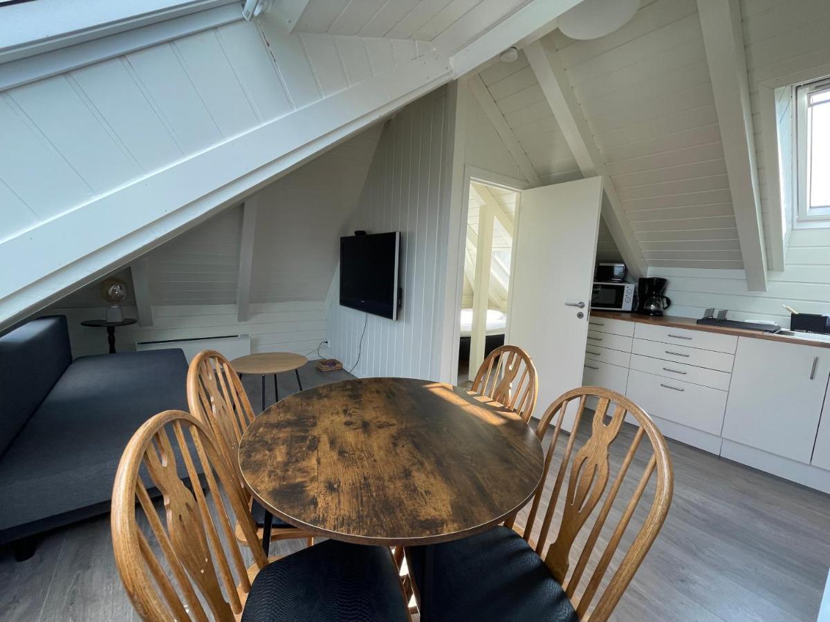 Stunning Hilltop Nest Unparalleled Views - Ideal For Tourists Business Leilighet Stavanger